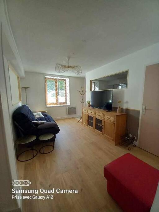 Appart Neuf Pour 6 Personnes Vizille Exterior foto