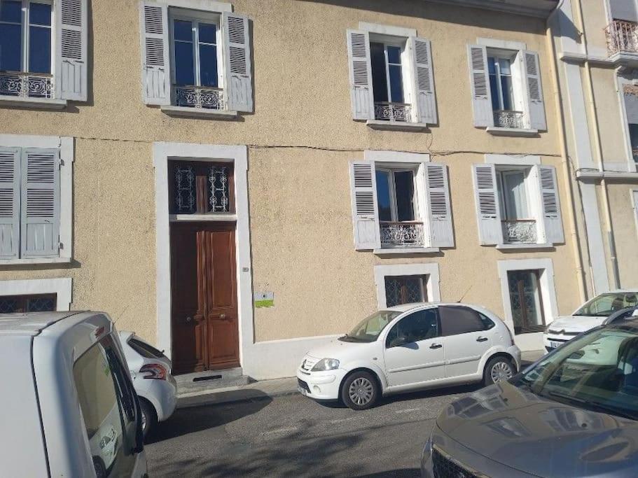 Appart Neuf Pour 6 Personnes Vizille Exterior foto